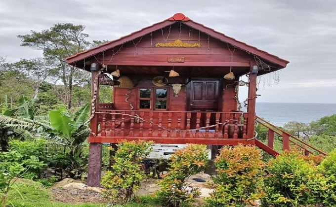 Khmer Bungalow, single room